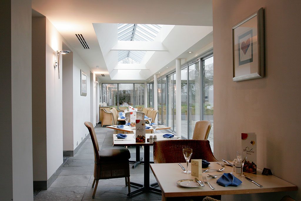 Brasserie Restaurant at The Conservatory Restaurant at Apollo Hotel in Basingstoke