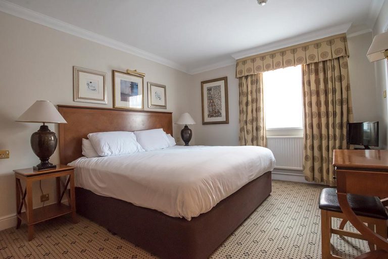 Deluxe Suite at Apollo Hotel Basingstoke