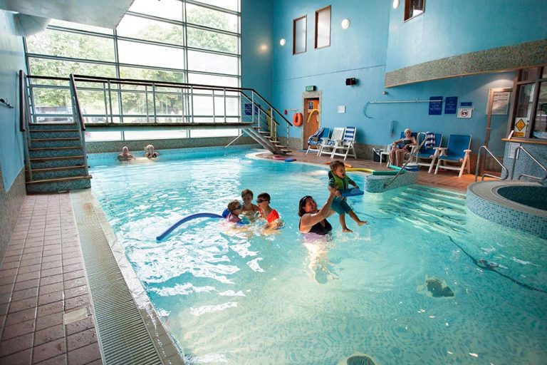 family swimming at Apollo Hotel Basingstoke