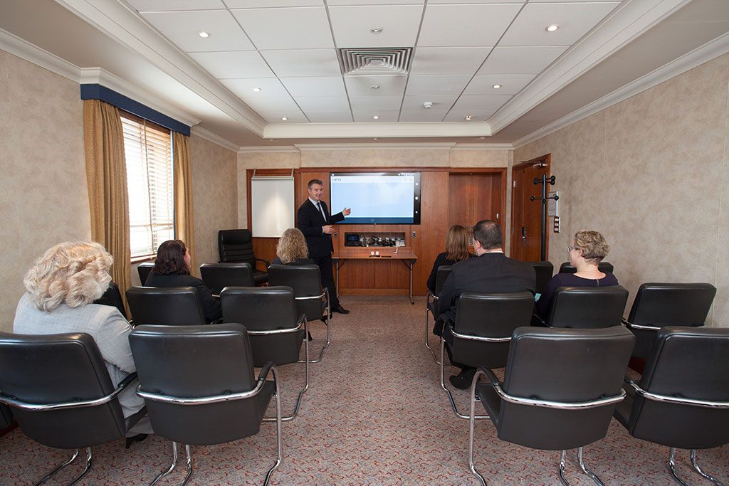 presentation room hire in Basingstoke